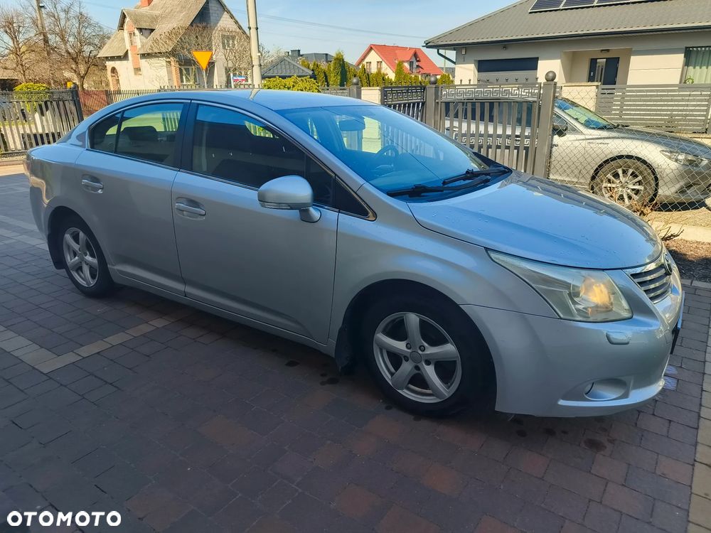 Toyota Avensis 2.0 D-4D - 3