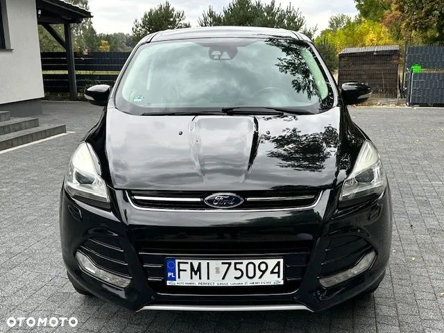 Ford Kuga 2.0 TDCi 2x4 Titanium - 2
