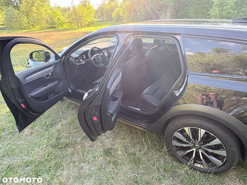 Volvo V90 Cross Country B5 D AWD Pro - 6