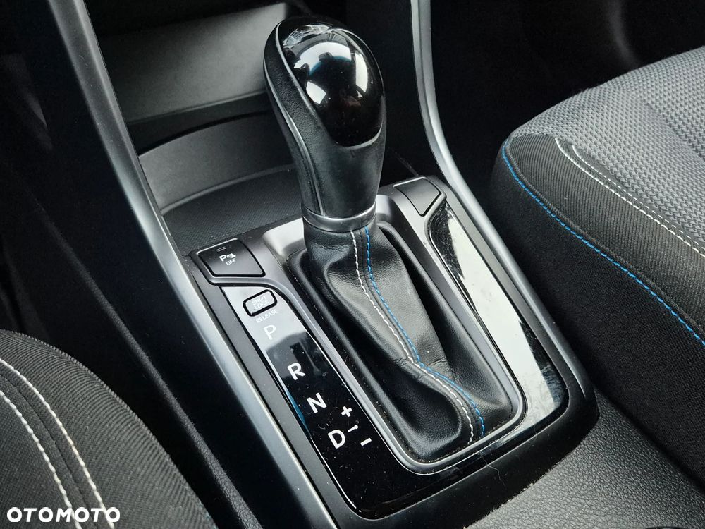 Hyundai i30 1.6 GDI Premium - 15