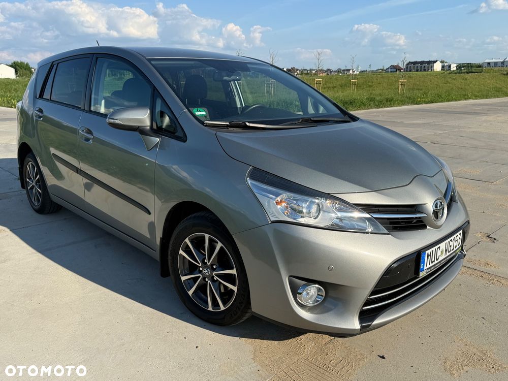 Toyota Verso 2.0 D-4D 5-Sitzer Executive - 13