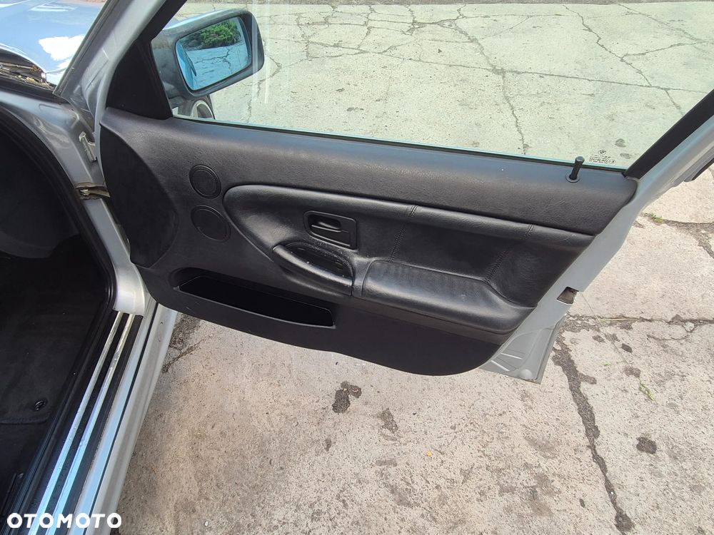 BMW Seria 3 - 14