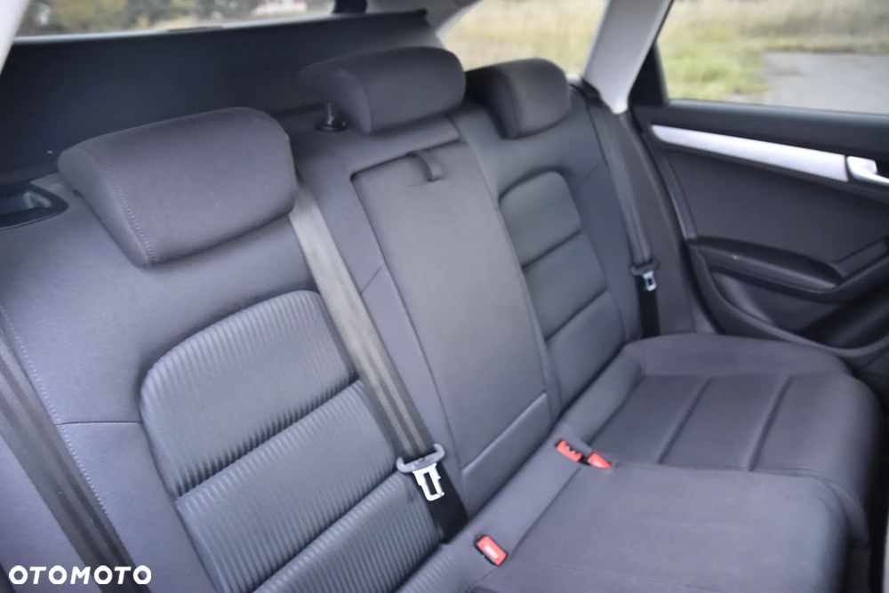 Audi A4 Avant 2.0 TDI DPF Attraction - 11