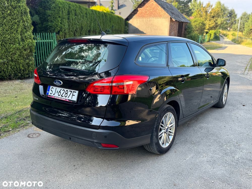 Ford Focus 1.6 Trend - 13