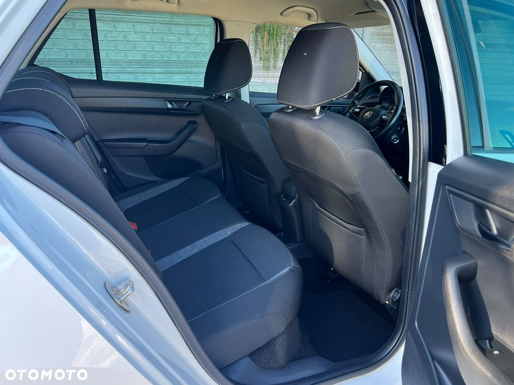 Skoda Fabia 1.0 TSI Drive 125 - 24