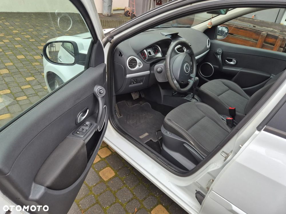 Renault Clio 1.6 16V Exception - 8