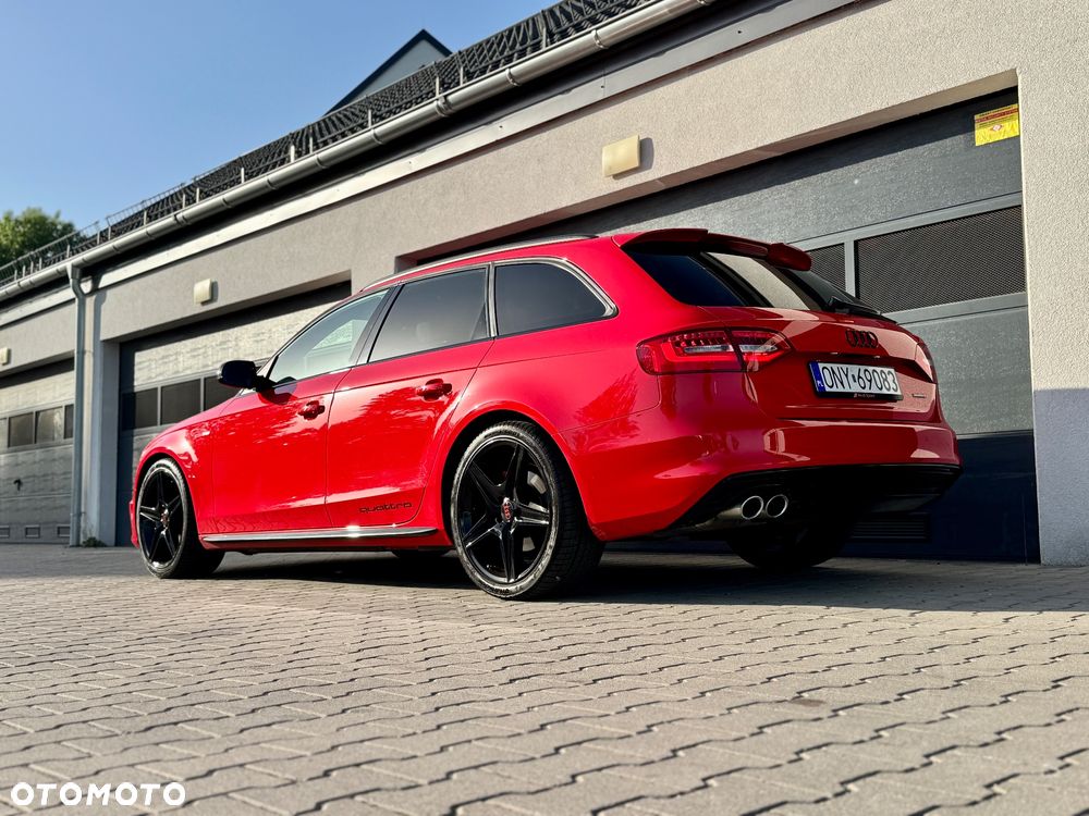 Audi A4 Avant 2.0 TDI DPF clean diesel quattro S tronic S line Sportpaket - 16