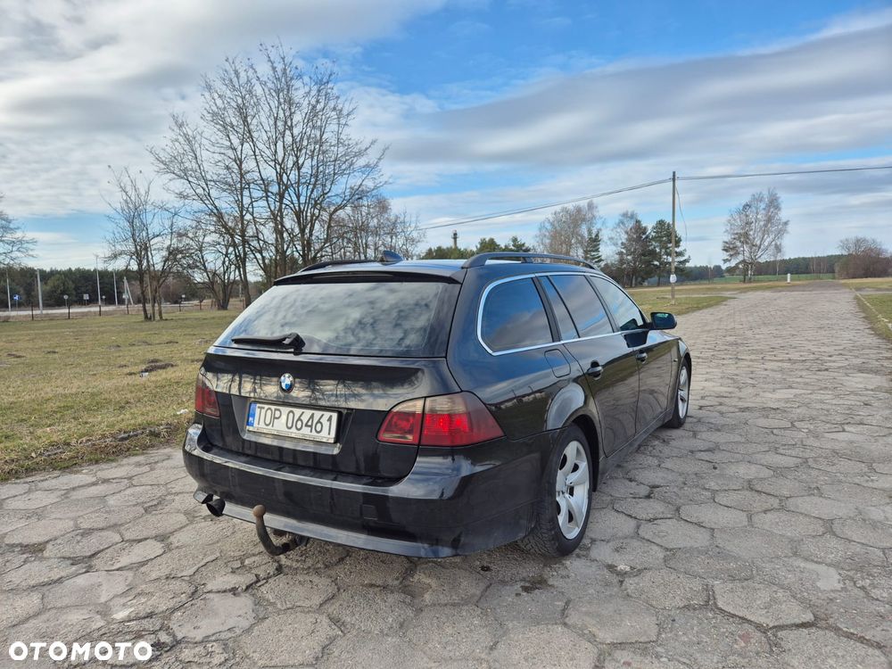 BMW Seria 5 520d - 11
