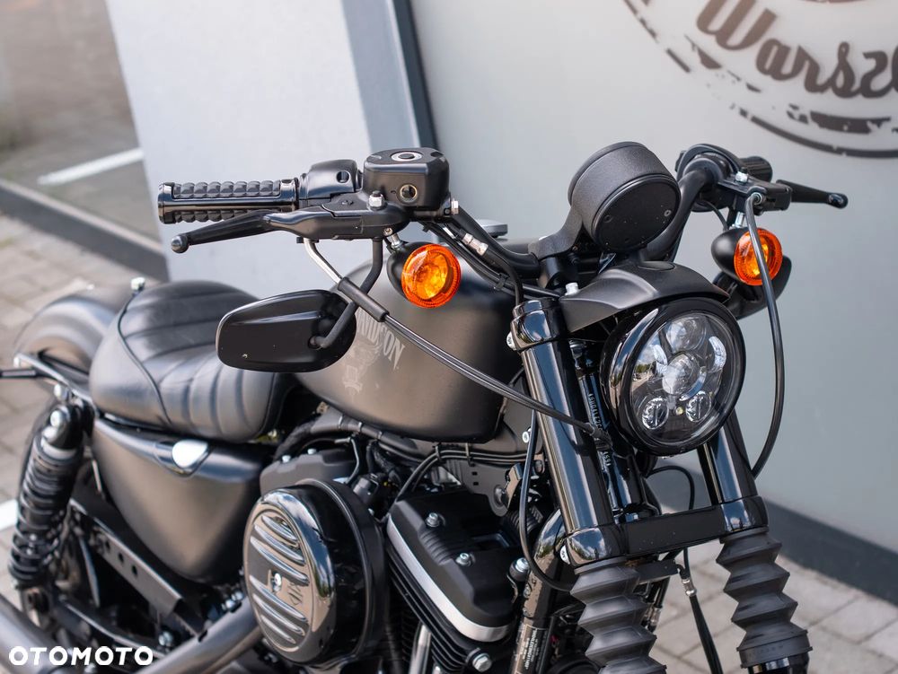 Harley-Davidson Sportster Iron 883 - 8