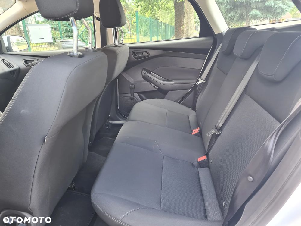 Ford Focus - 13