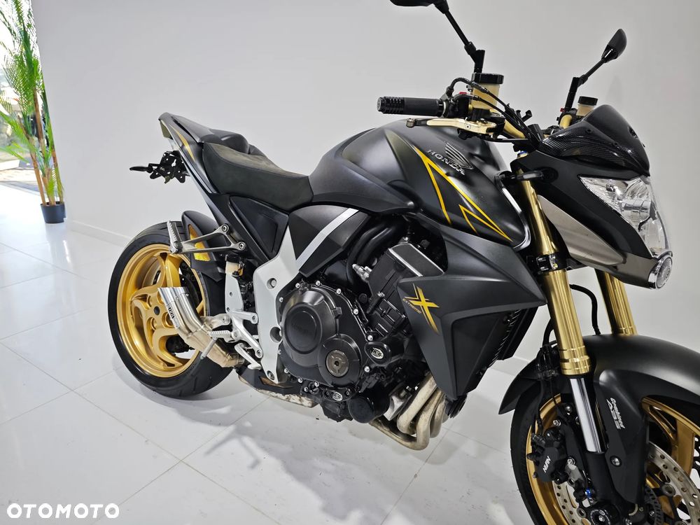 Honda CB - 8
