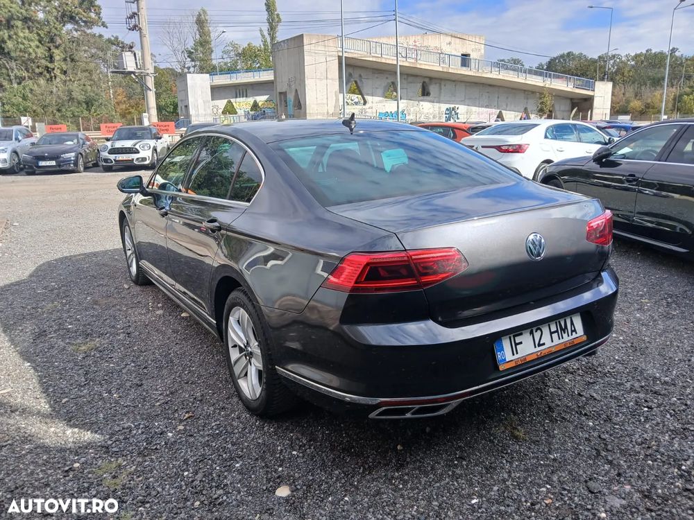 Volkswagen Passat 2.0 TDI DSG Highline - 4