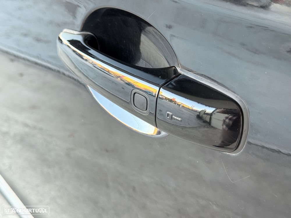 Volvo XC 60 2.4 D4 Summum AWD Geartronic - 9