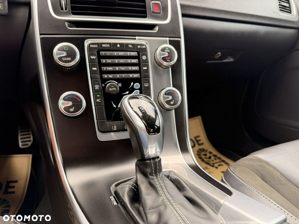 Volvo S60 - 28