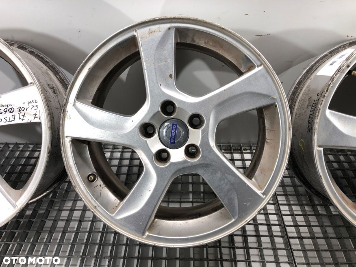 FELGI ALUMINIOWE KOMPLET 17 7J 5X108 ET50 ŚRODEK CENTR. 65 - 669.00 PLN - VOLVO V40 liftback (525, - 4