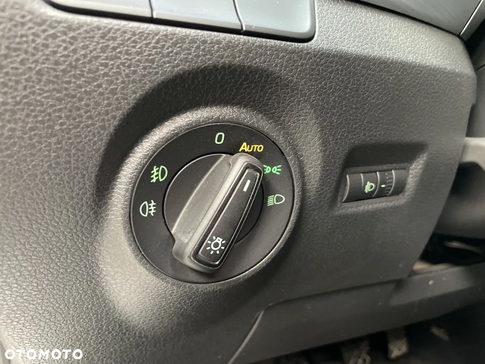 Skoda Fabia 1.0 TSI Ambition - 12