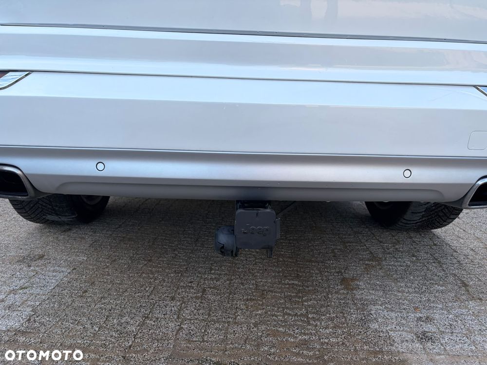 Volvo XC 90 T8 AWD Plug-In Hybrid Momentum 7os - 11