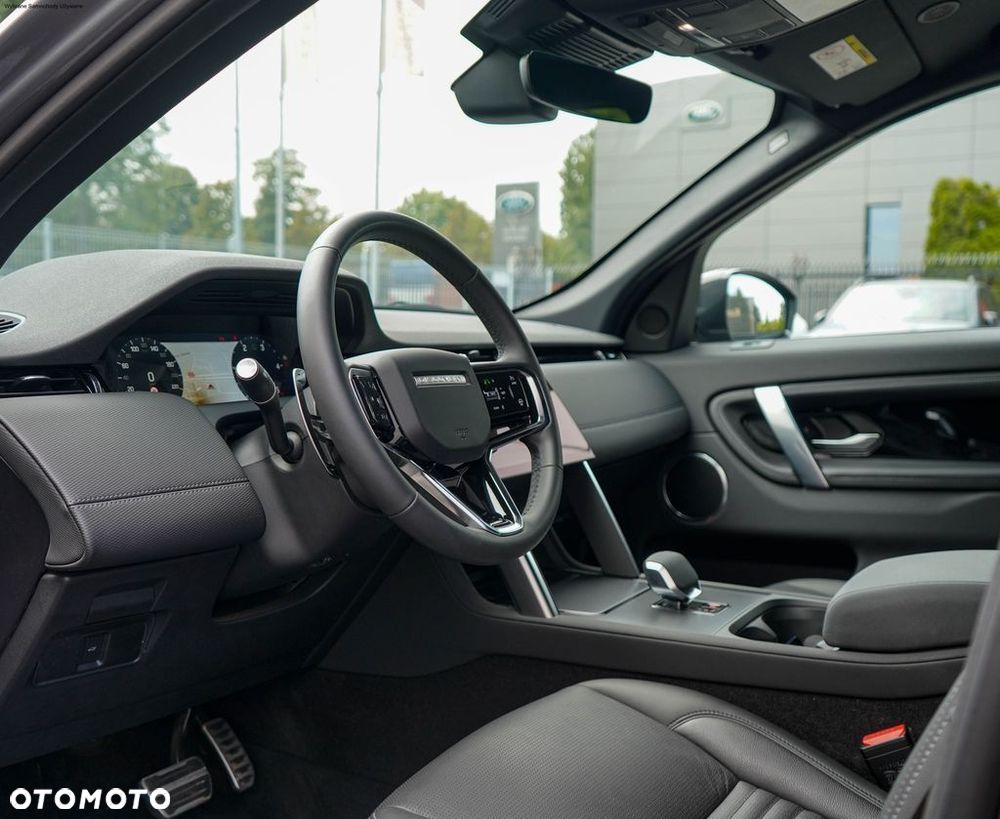 Land Rover Discovery Sport - 13