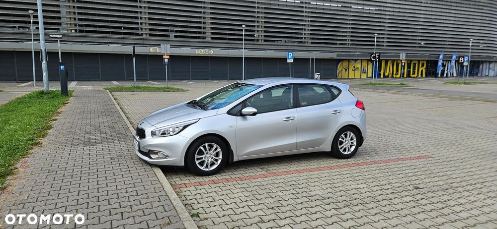 Kia Ceed - 3