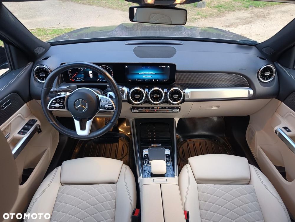Mercedes-Benz GLB 200 7G-DCT - 10