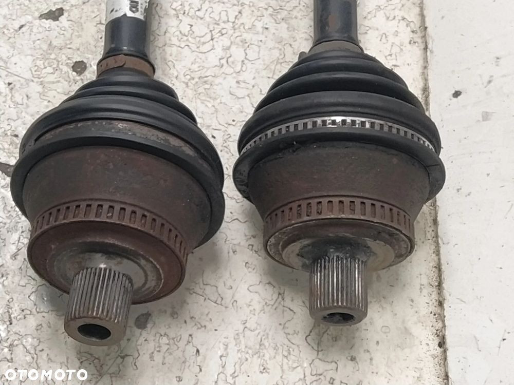 AUDI A4 B5 PÓŁOŚ LEWY PRAWY PRZÓD PRZENI ORYGINAŁ - 7