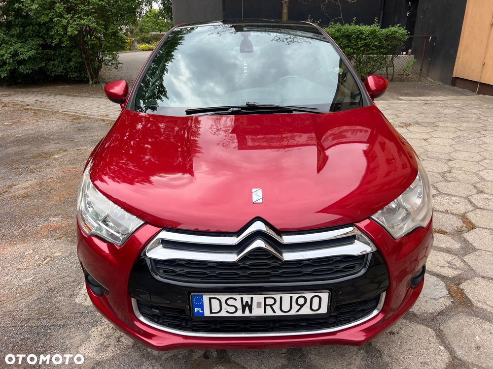Citroën DS4 HDi 110 SoChic - 2