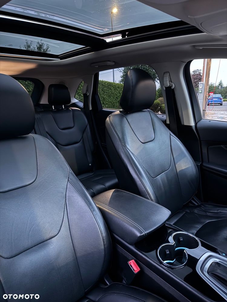 Ford Edge - 18
