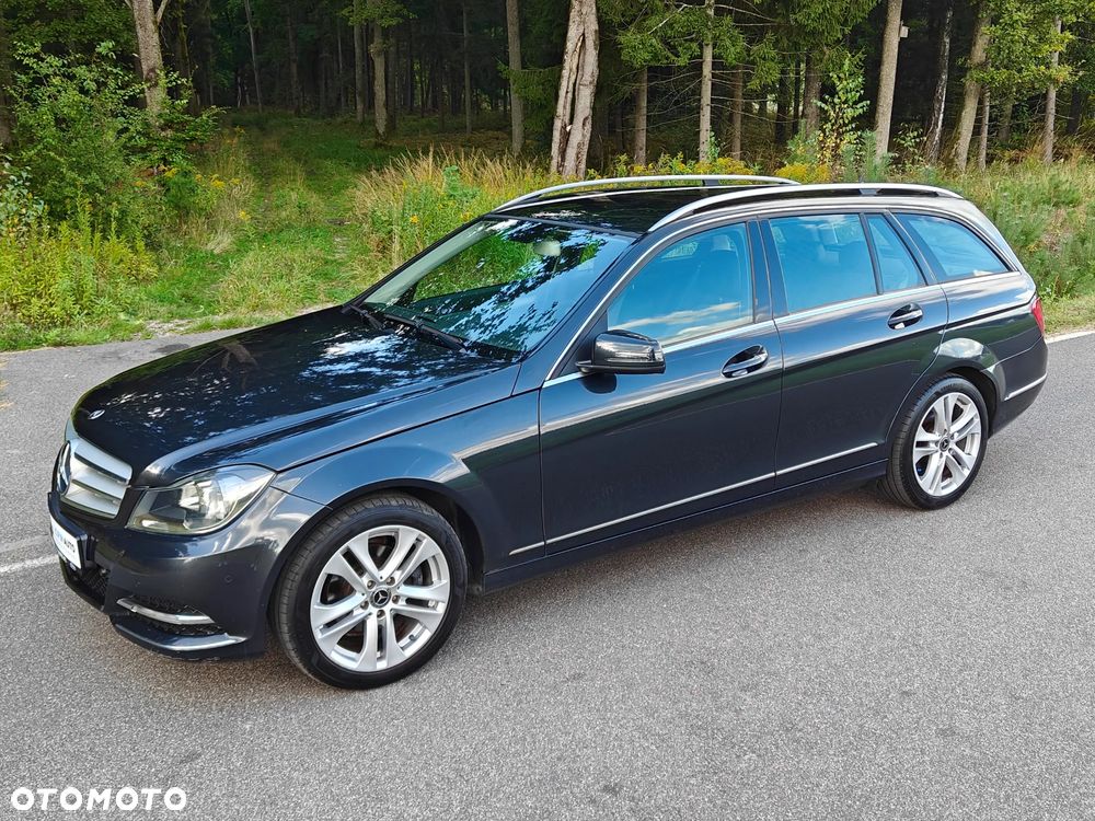Mercedes-Benz Klasa C 200 CDI DPF (BlueEFFICIENCY) 7G-TRONIC Avantgarde - 4