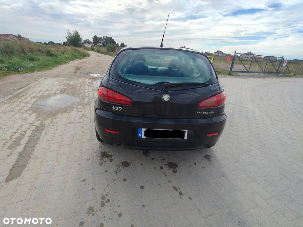 Alfa Romeo 147 - 7