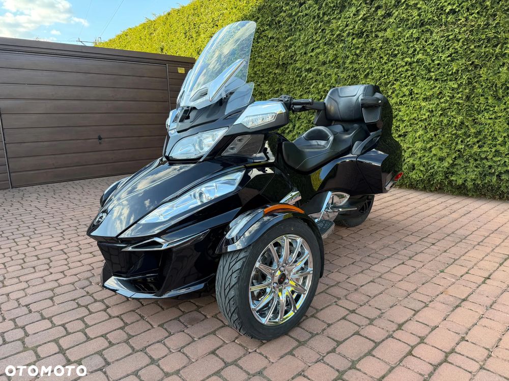 Can-Am Spyder - 3