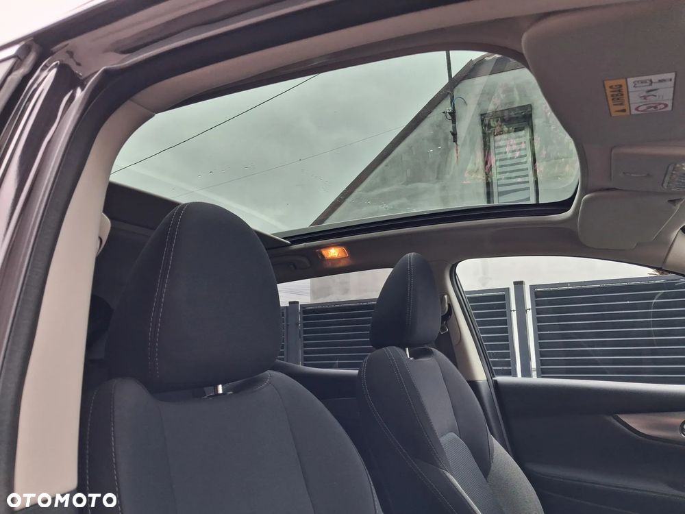 Nissan Qashqai 1.6 DIG-T Tekna - 12