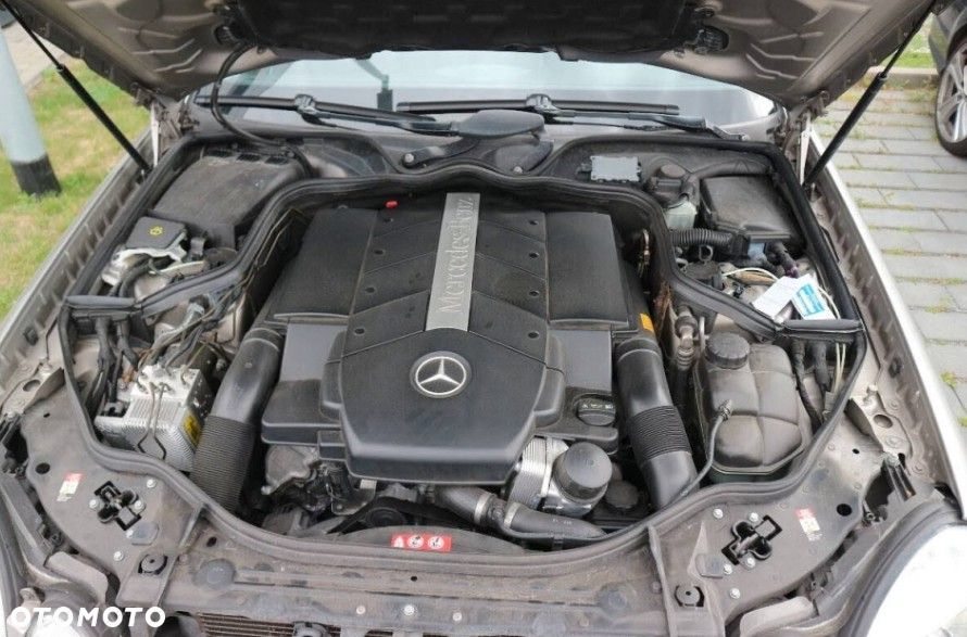 Mercedes-Benz Klasa E 500 Elegance Sport Edition - 9