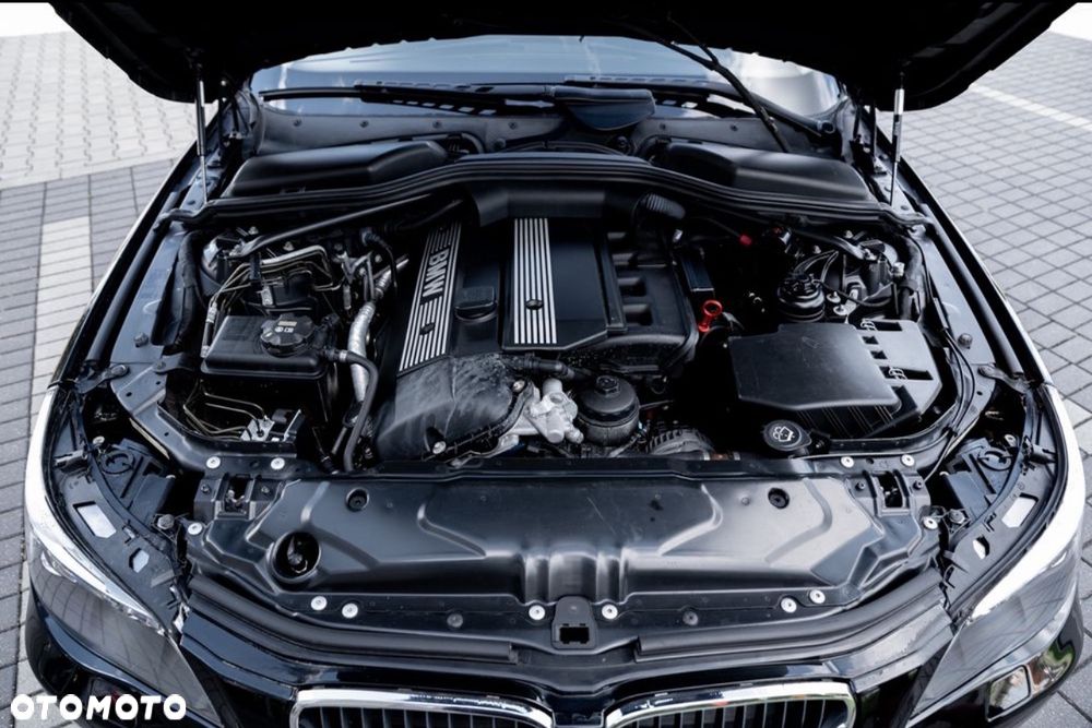 BMW Seria 5 - 33