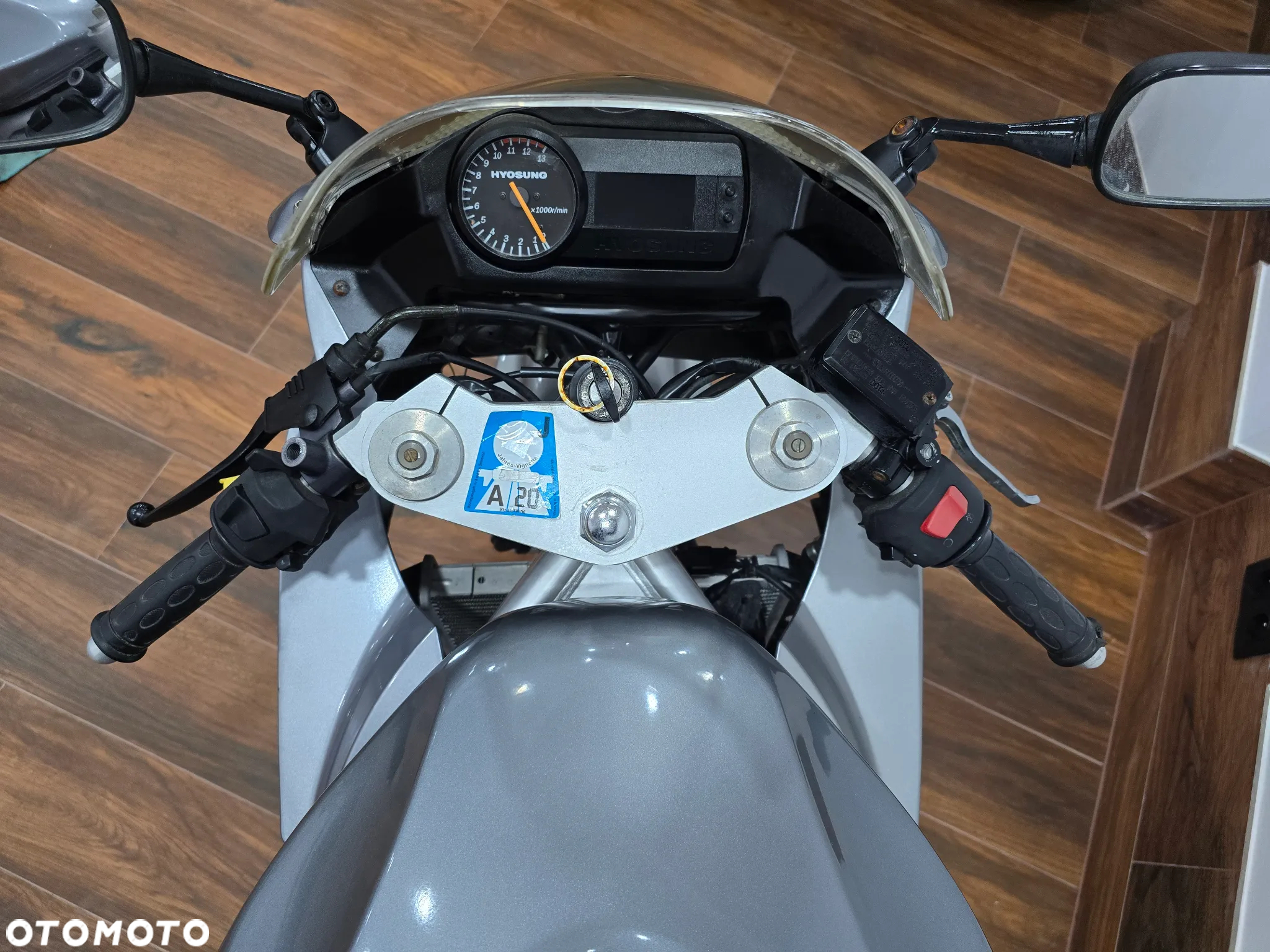 Hyosung GT - 3