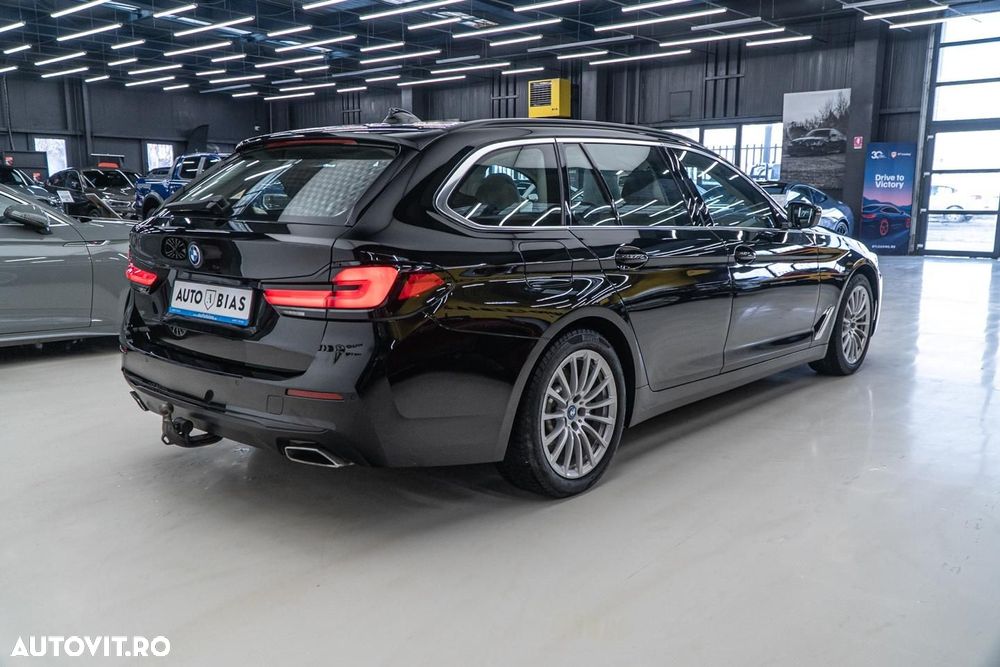 BMW Seria 5 520e Aut. Luxury Line - 8