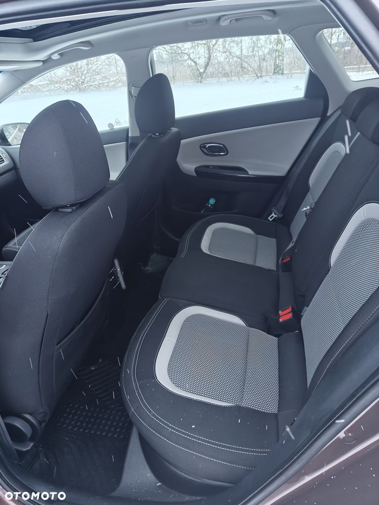 Kia Ceed 1.6 CRDi 128 Platinum Edition - 23