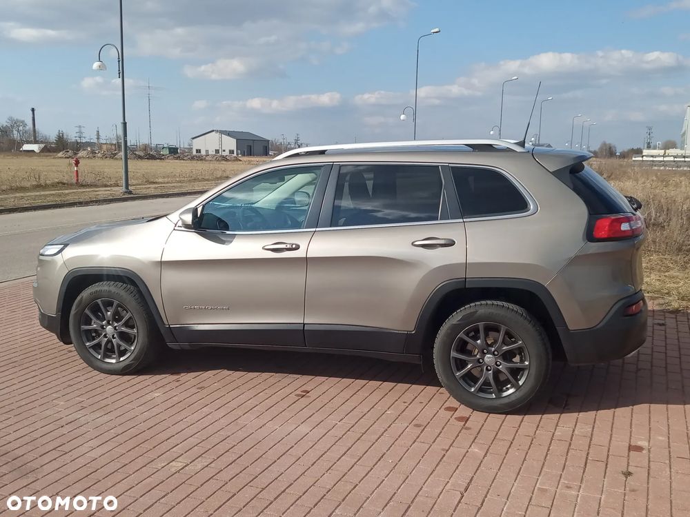 Jeep Cherokee 3.2 V6 Active Drive I Limited - 28