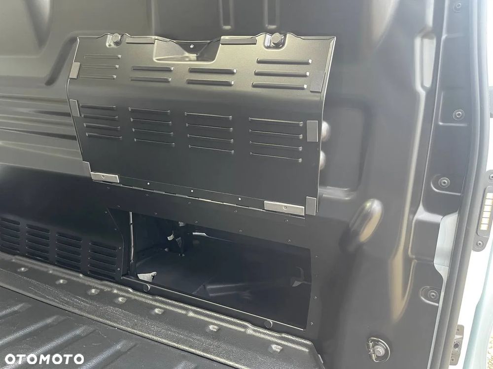 Ford Transit Custom L2 Van Trend 136KM M6 - 10