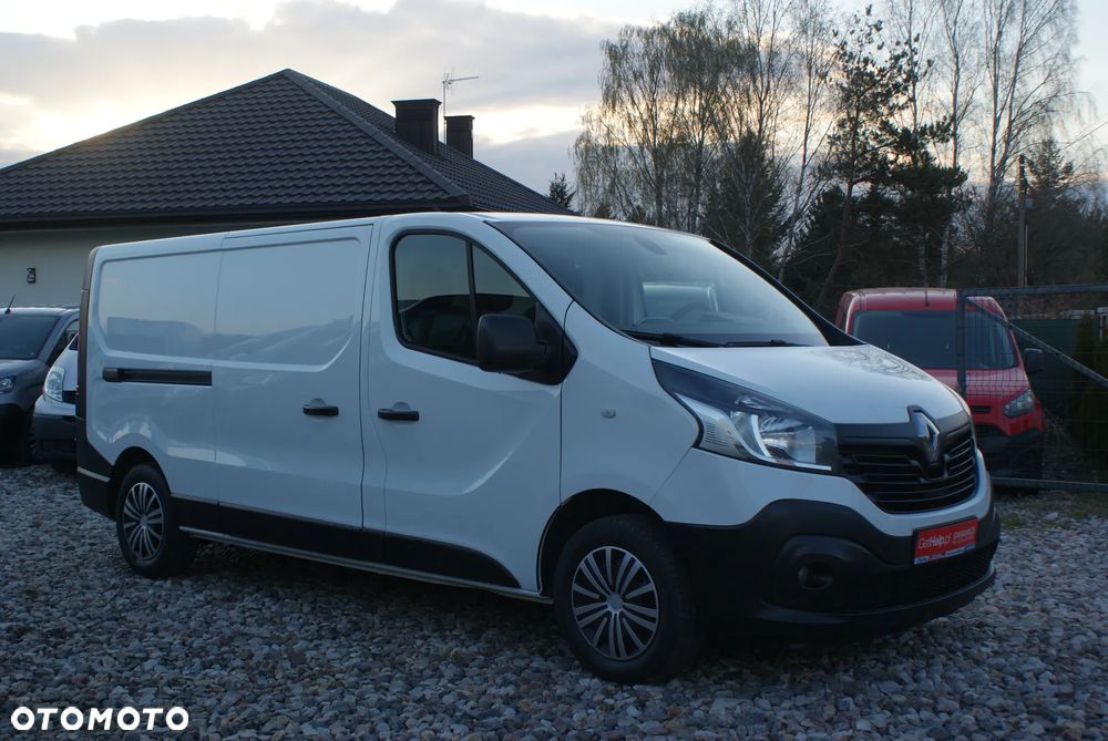 Renault Trafic - 16