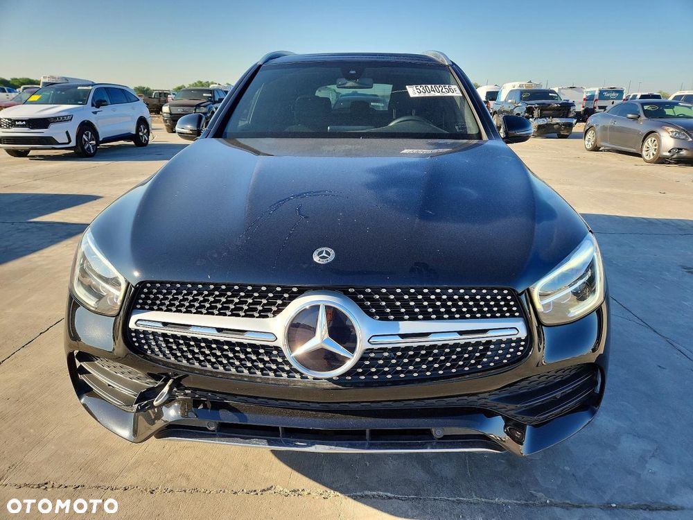 Mercedes-Benz GLC 300 4-Matic - 5