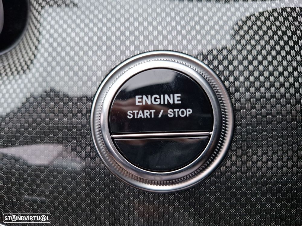 Mercedes-Benz C 300 de AMG Line - 18