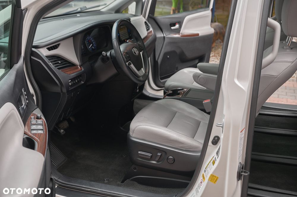 Toyota Sienna 3.5 V6 Limited AWD - 22