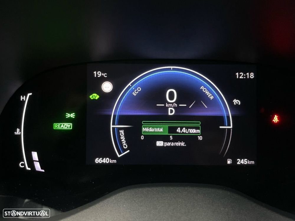 Toyota Yaris Cross 1.5 HDF Luxury - 3
