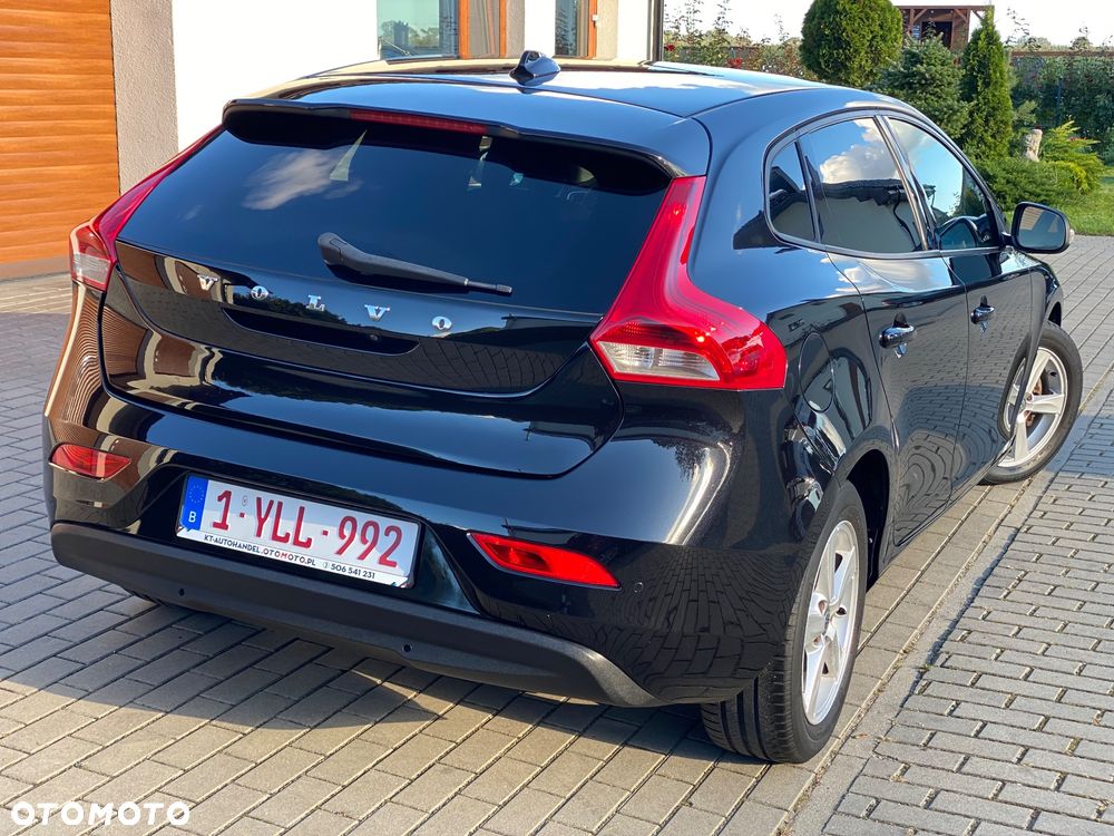 Volvo V40 D2 Kinetic - 12