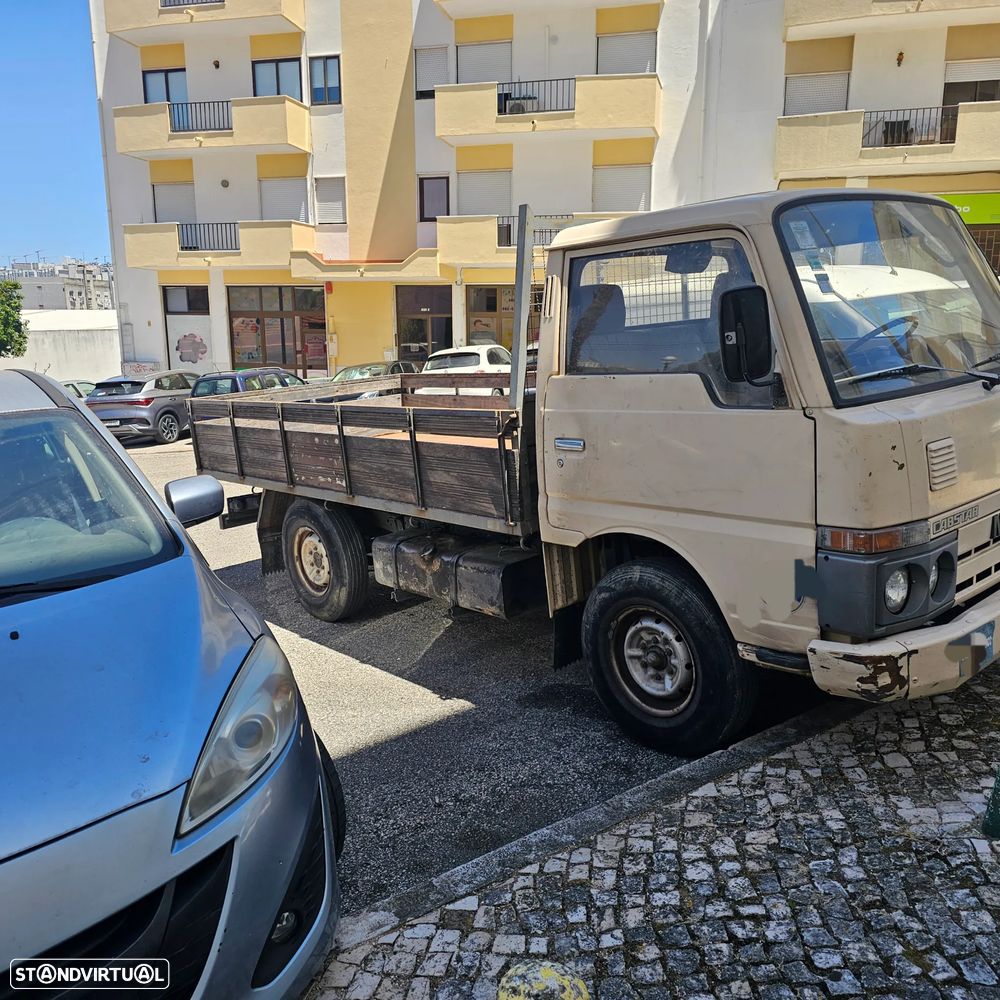 Nissan Cabstar - 1