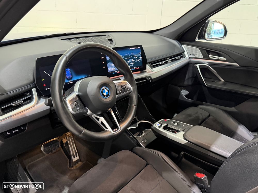 BMW iX1 xDrive30 Pack Desportivo M Pro - 5
