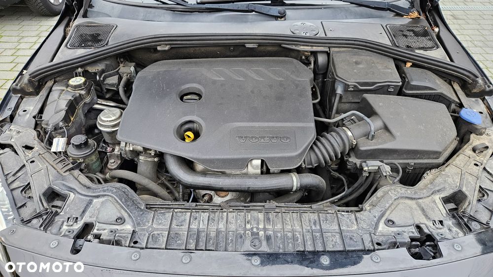 Volvo V60 D2 Momentum - 7