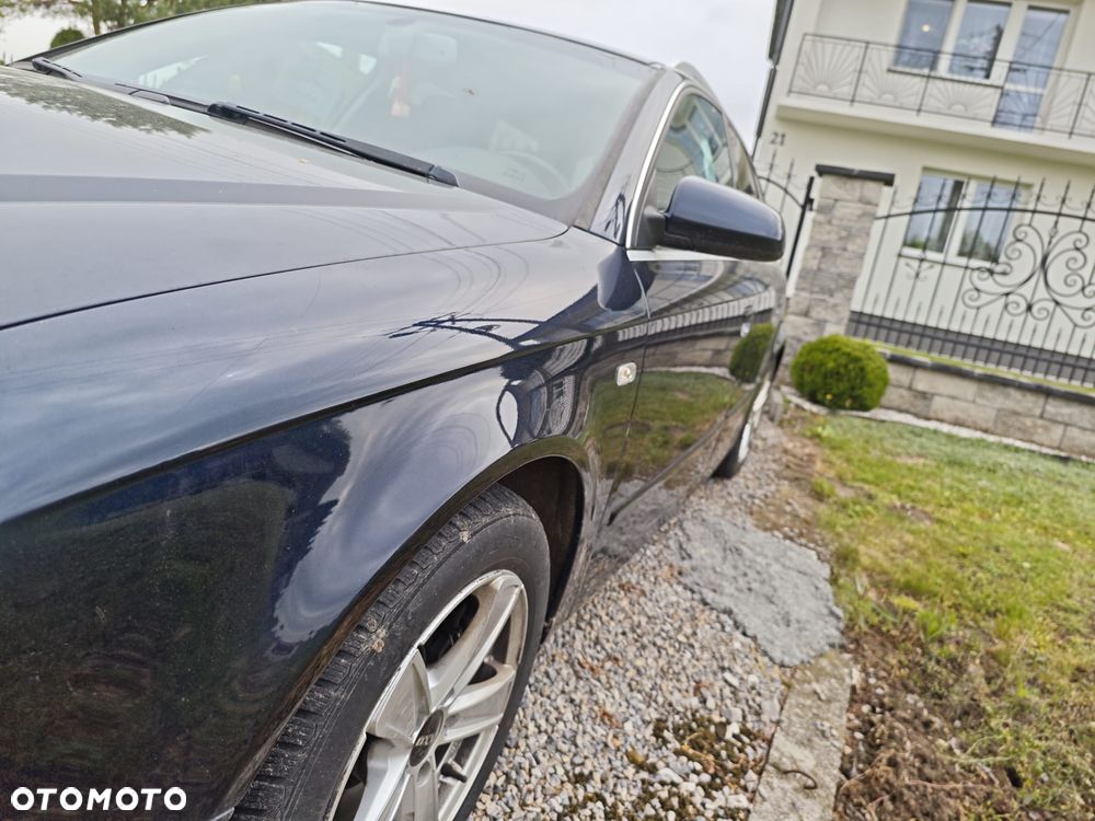 Audi A4 Avant 2.0 TDI DPF - 8