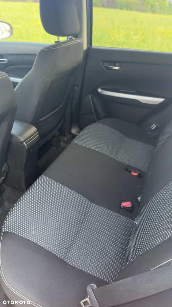 Suzuki Vitara 1.6 Premium 4WD - 21