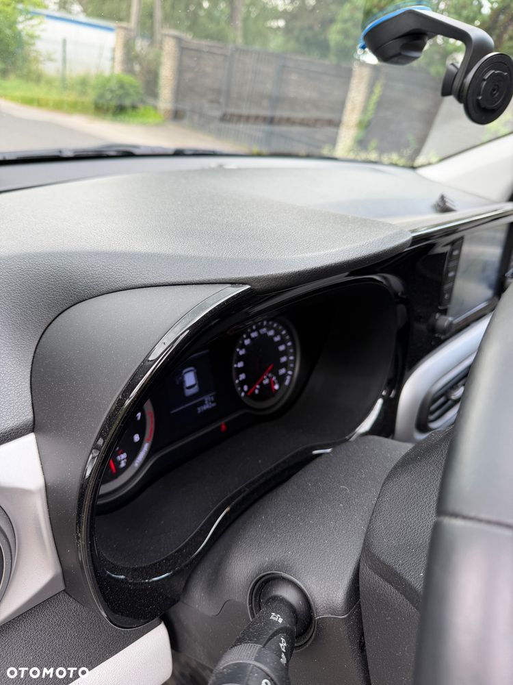 Hyundai i10 1.2 Smart - 10